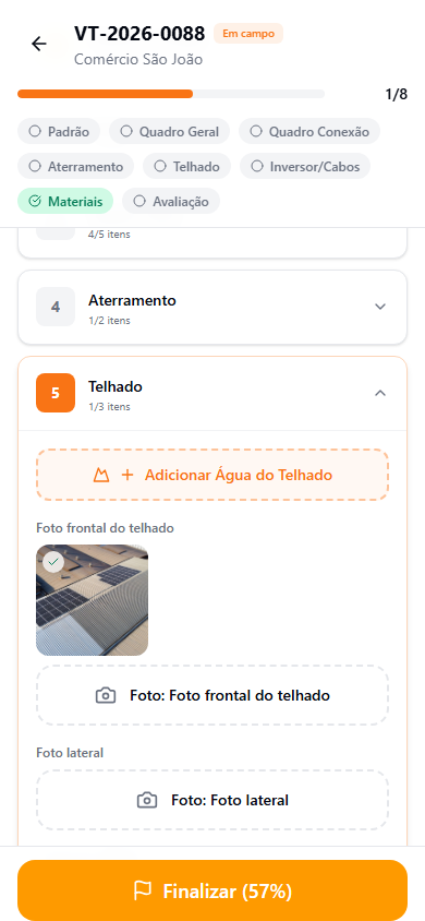 Visita técnica no celular: roteiro por seções, campos preenchidos e foto do telhado anexada